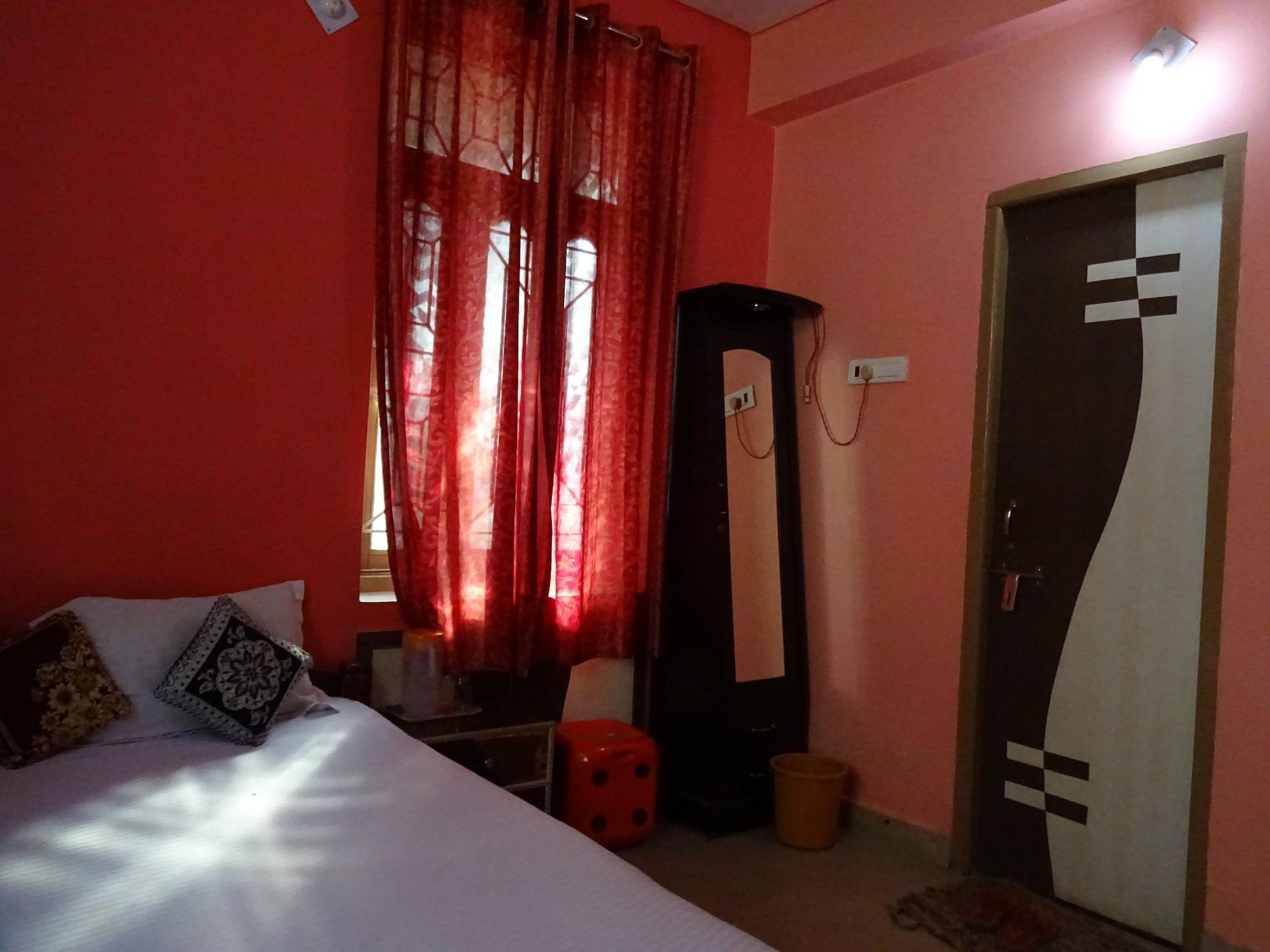 Hotel Viraat Inn Gaya Exterior foto
