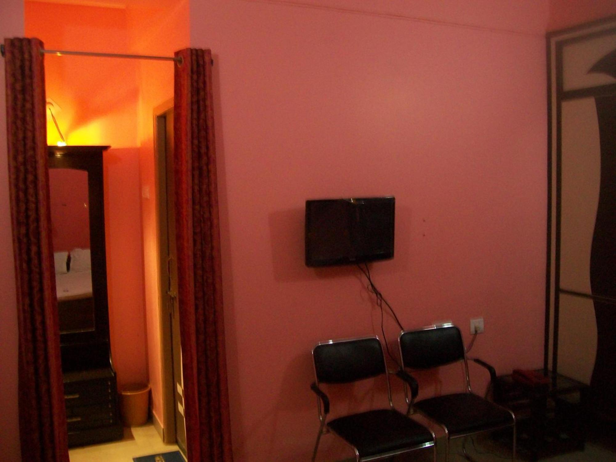 Hotel Viraat Inn Gaya Exterior foto