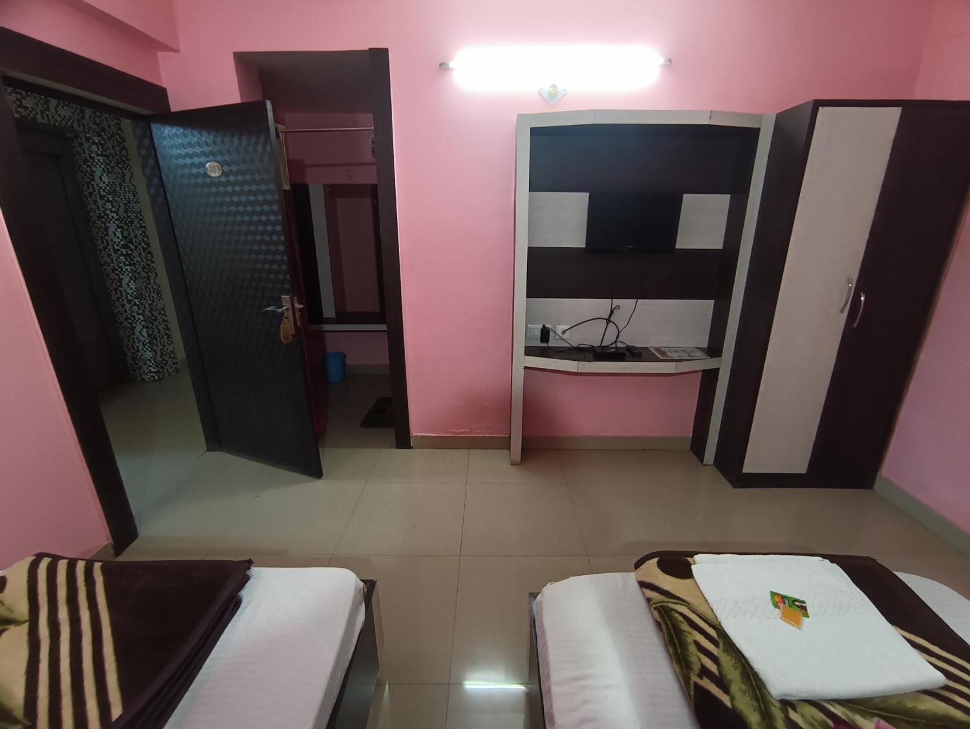 Hotel Viraat Inn Gaya Exterior foto