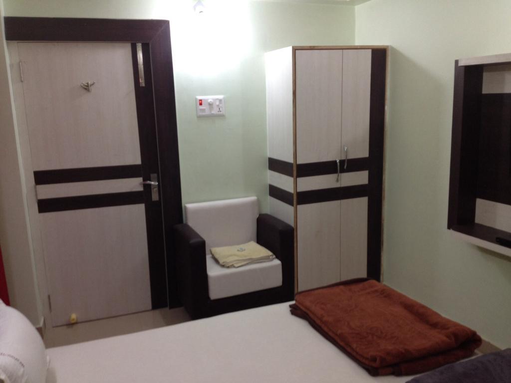 Hotel Viraat Inn Gaya Exterior foto